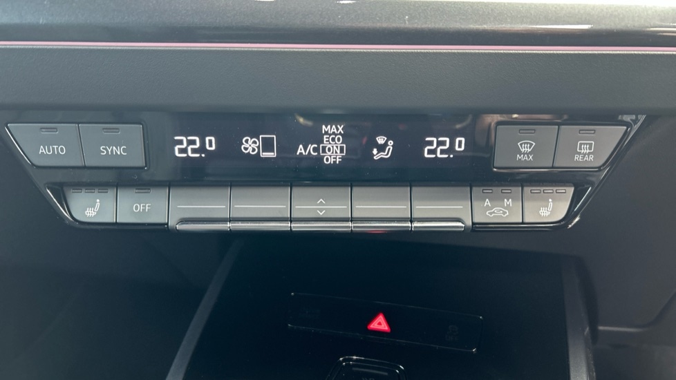 Used Audi Q4 e-tron 2025 for sale - 76873928: Photo 16