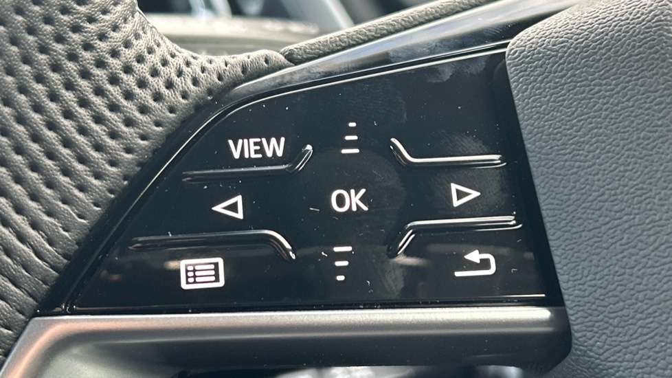 Used Audi Q4 e-tron 2025 for sale - 76873928: Photo 24