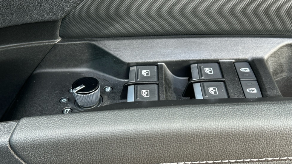 Used Audi Q4 e-tron 2025 for sale - 76873928: Photo 28