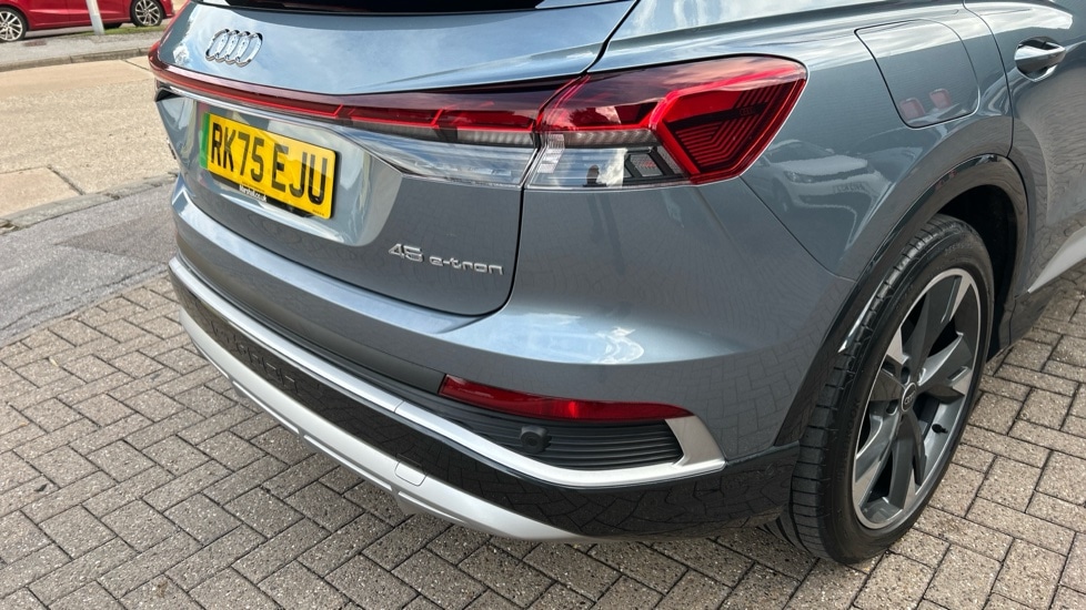 Used Audi Q4 e-tron 2025 for sale - 76873928: Photo 39