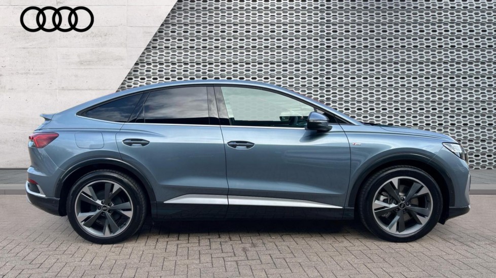 Used Audi Q4 e-tron 2025 for sale - 76873928: Photo 4