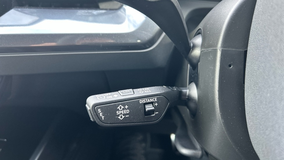 Used Audi Q4 e-tron 2025 for sale - 76873928: Photo 45