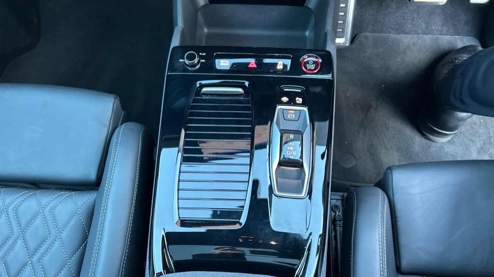 Used Audi Q6 e-tron 2025 for sale - 76872788: Photo 26