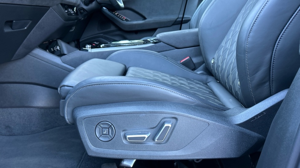 Used Audi Q6 e-tron 2025 for sale - 76872788: Photo 29