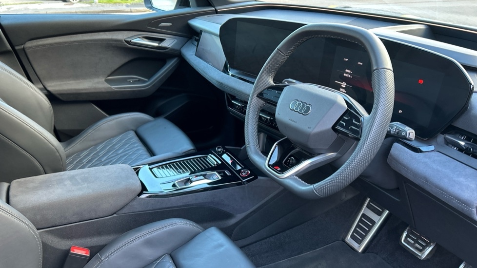 Used Audi Q6 e-tron 2025 for sale - 76872788: Photo 6