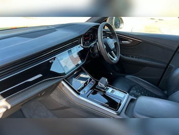 Used Audi RS Q8 2021 for sale - 76870807: Photo