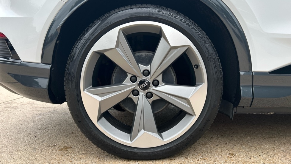 Used Audi Q4 e-tron 2024 for sale - 76474901: Photo 21