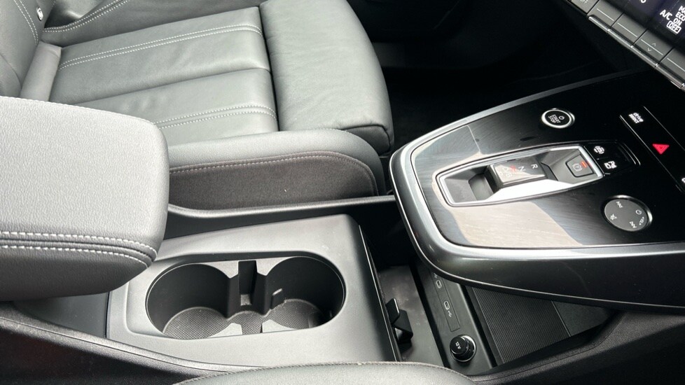 Used Audi Q4 e-tron 2024 for sale - 76474901: Photo 27