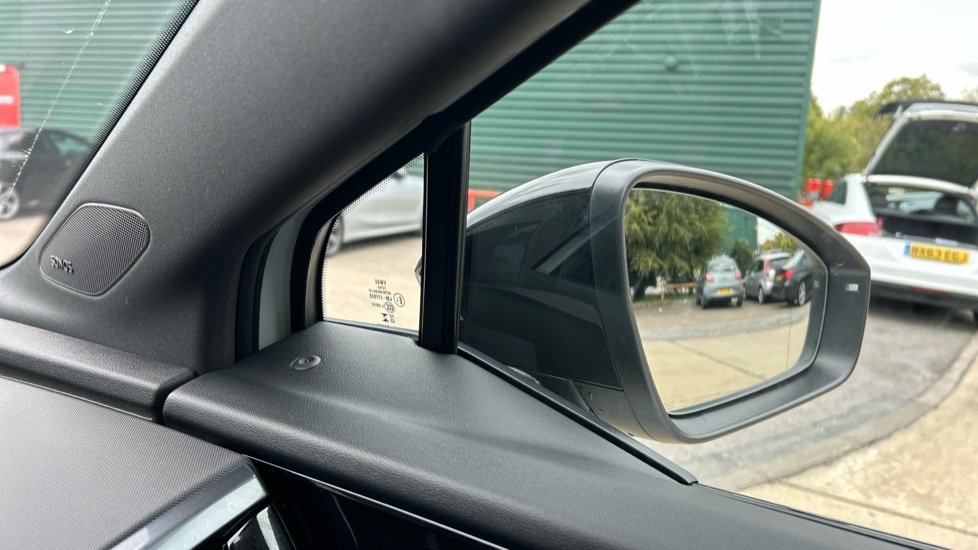 Used Audi Q4 e-tron 2024 for sale - 76474901: Photo 32