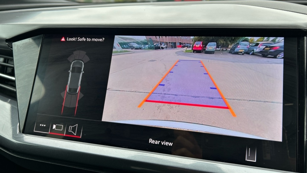 Used Audi Q4 e-tron 2024 for sale - 76474901: Photo 35