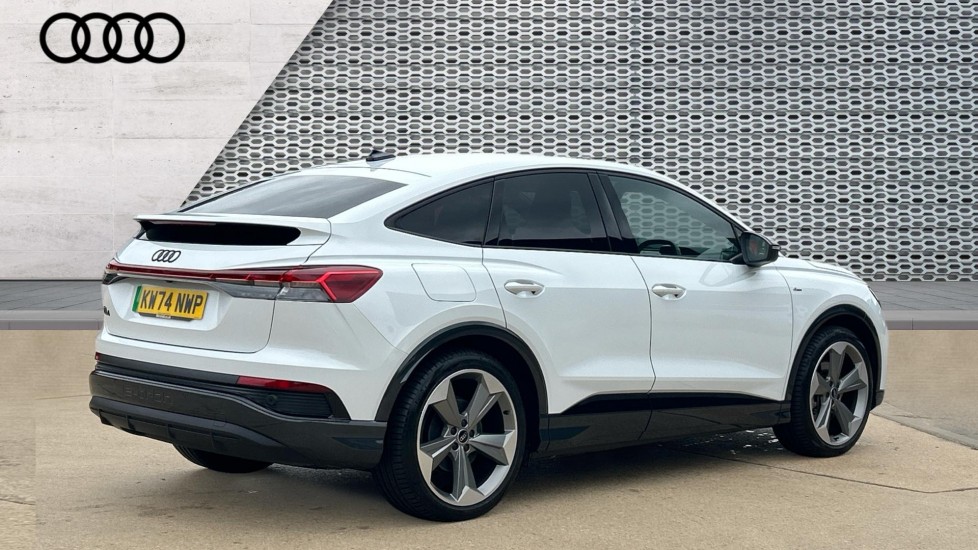 Used Audi Q4 e-tron 2024 for sale - 76474901: Photo 8