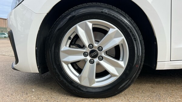 Used Audi A1 2023 for sale - 76297504: Photo 5