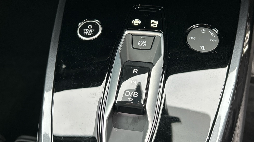 Used Audi Q4 e-tron 2025 for sale - 76332155: Photo 26