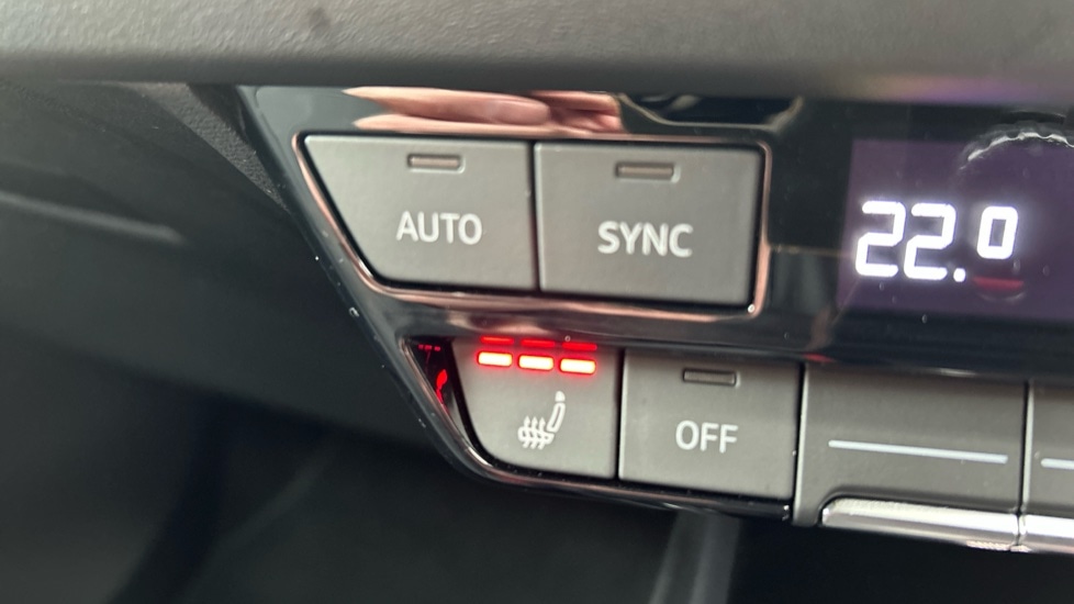 Used Audi Q4 e-tron 2025 for sale - 76332155: Photo 37