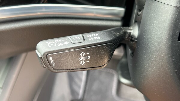 Used Audi Q3 2023 for sale - 75433890: Photo 40