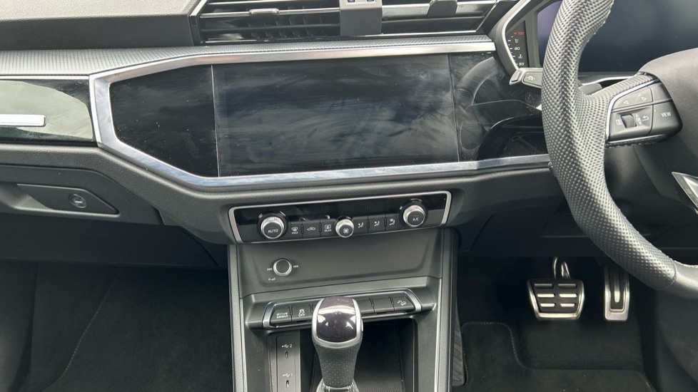 Used Audi Q3 2022 for sale - 76442035: Photo 13