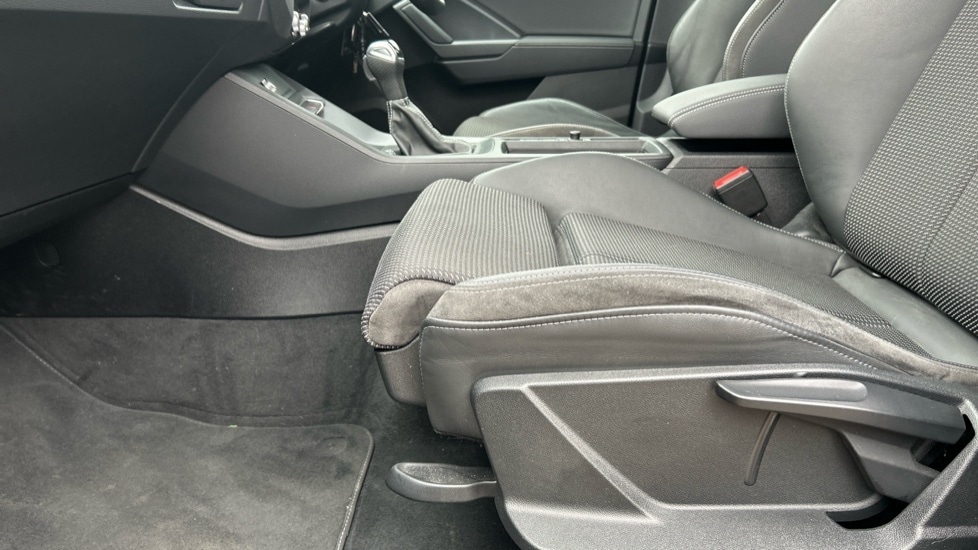 Used Audi Q3 2022 for sale - 76442035: Photo 29