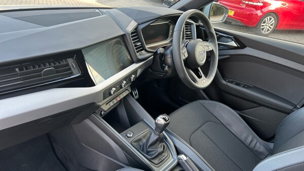 Used Audi A1 2024 for sale - 76229344: Photo 2