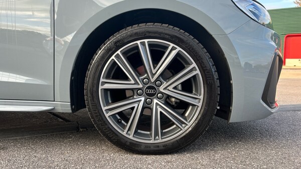 Used Audi A1 2024 for sale - 76229344: Photo 5