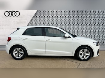 Used Audi A1 2023 for sale - 76870620: Photo