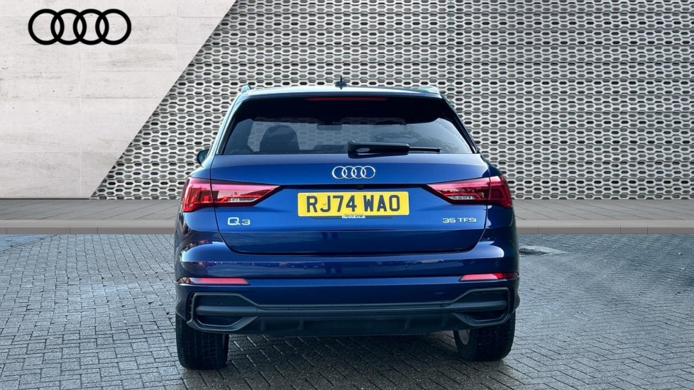 Used Audi Q3 2024 for sale - 76872614: Photo 11