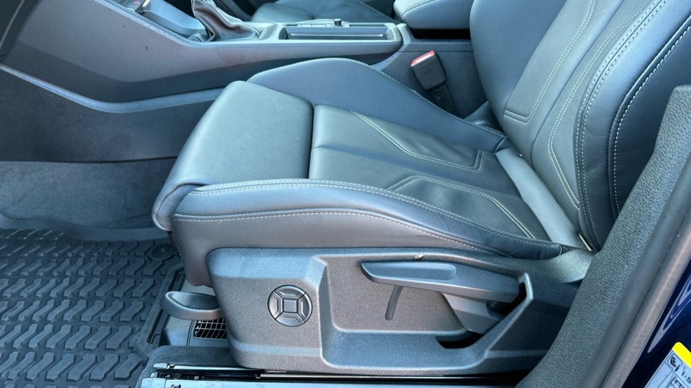 Used Audi Q3 2024 for sale - 76872614: Photo 29