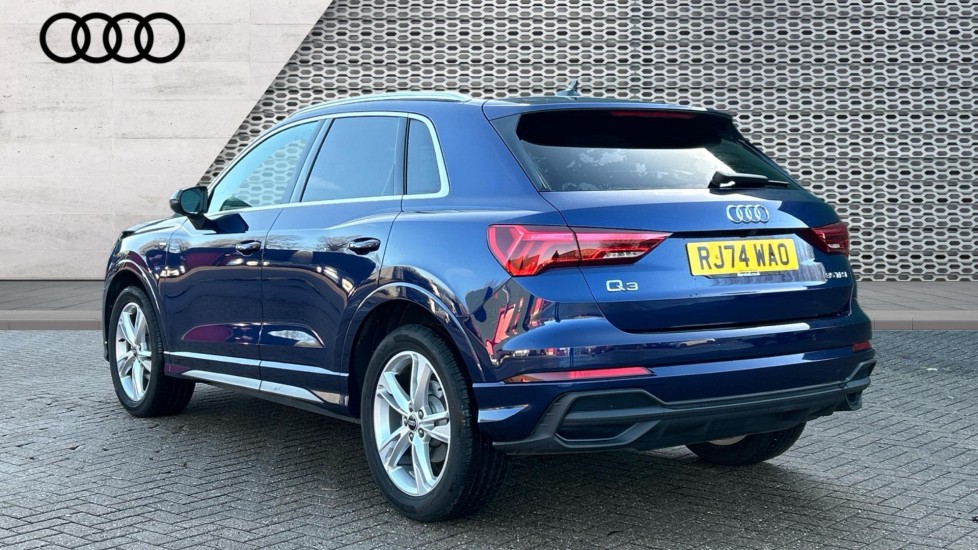 Used Audi Q3 2024 for sale - 76872614: Photo 3