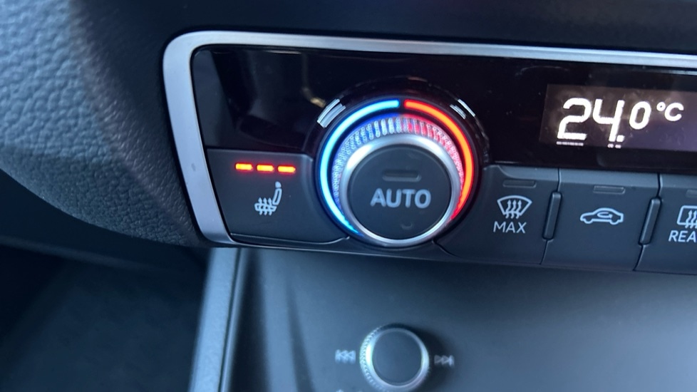 Used Audi Q3 2024 for sale - 76872614: Photo 45