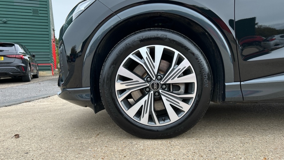 Used Audi Q4 e-tron 2024 for sale - 76442025: Photo 21