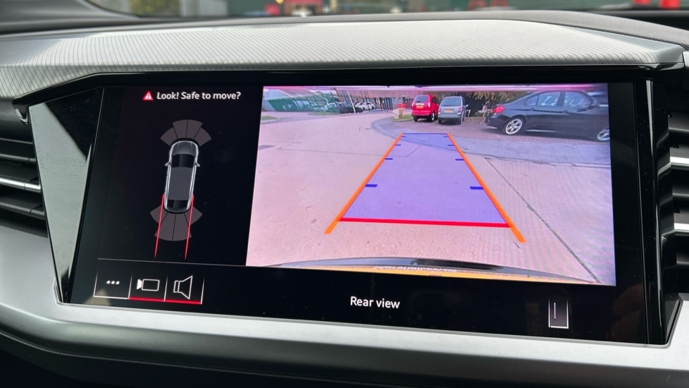 Used Audi Q4 e-tron 2024 for sale - 76442025: Photo 37