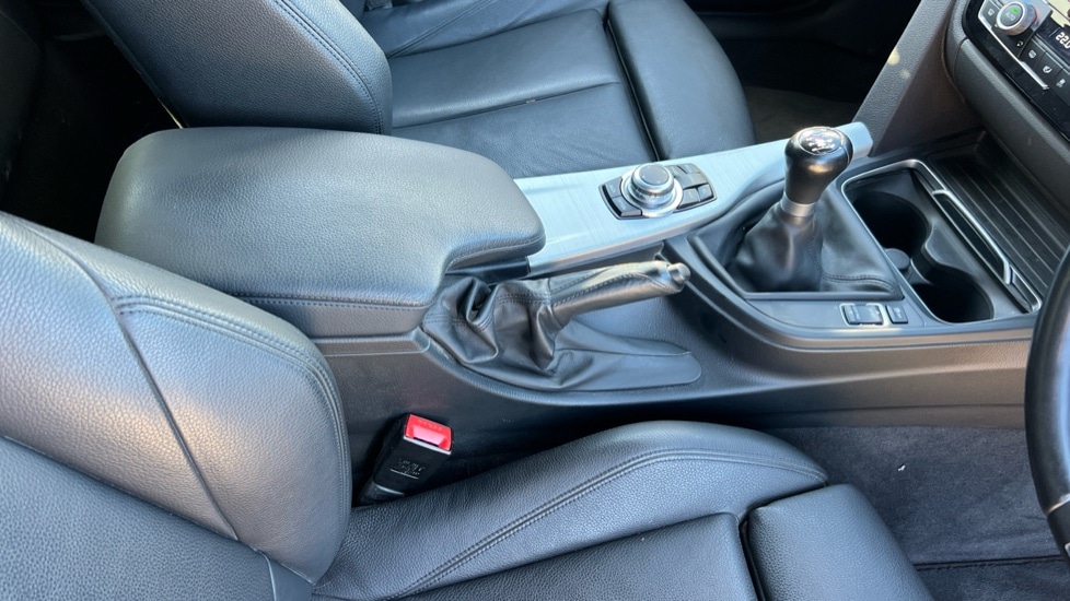 Used BMW 3 Series 2016 for sale - 76475065: Photo 37