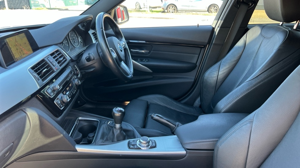 Used BMW 3 Series 2016 for sale - 76475065: Photo 38