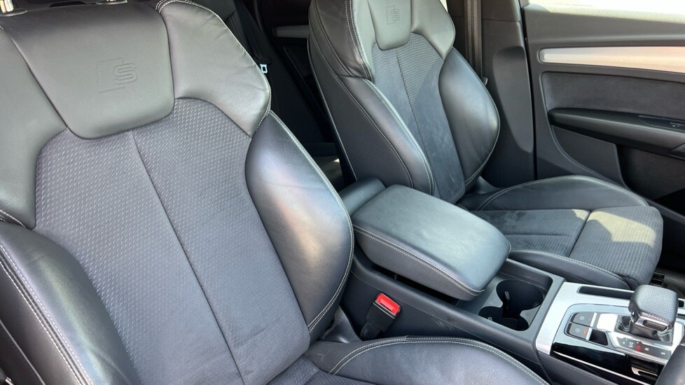 Used Audi Q5 2022 for sale - 76593678: Photo 43