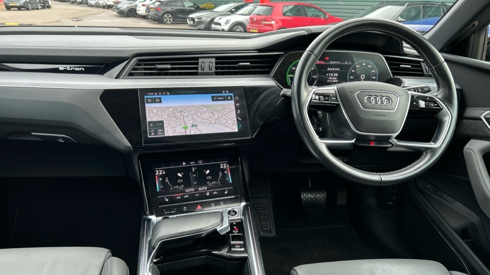 Used Audi e-tron 2021 for sale - 76870329: Photo 12