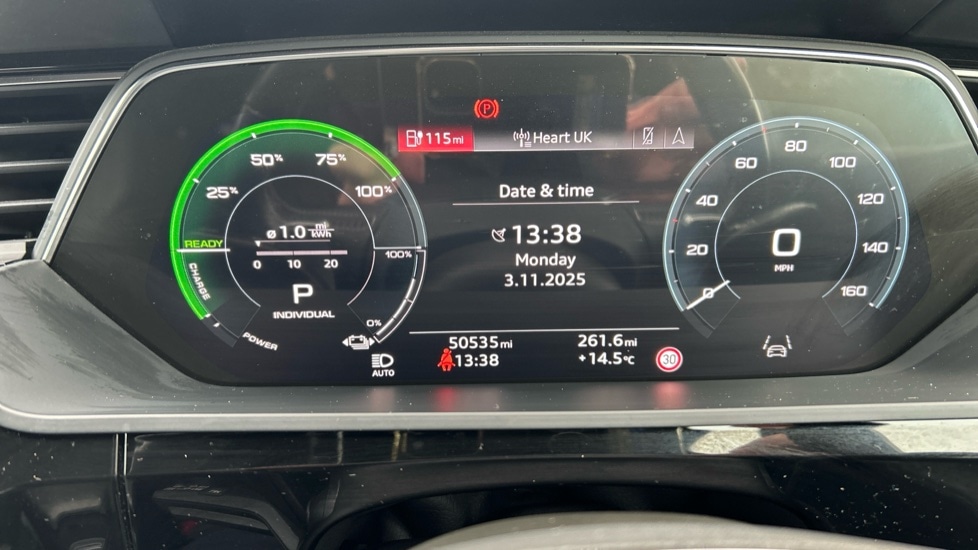 Used Audi e-tron 2021 for sale - 76870329: Photo 14