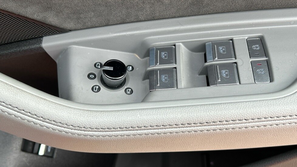 Used Audi e-tron 2021 for sale - 76870329: Photo 28