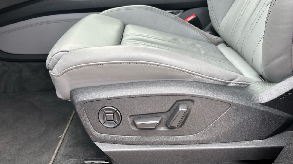 Used Audi e-tron 2021 for sale - 76870329: Photo 29