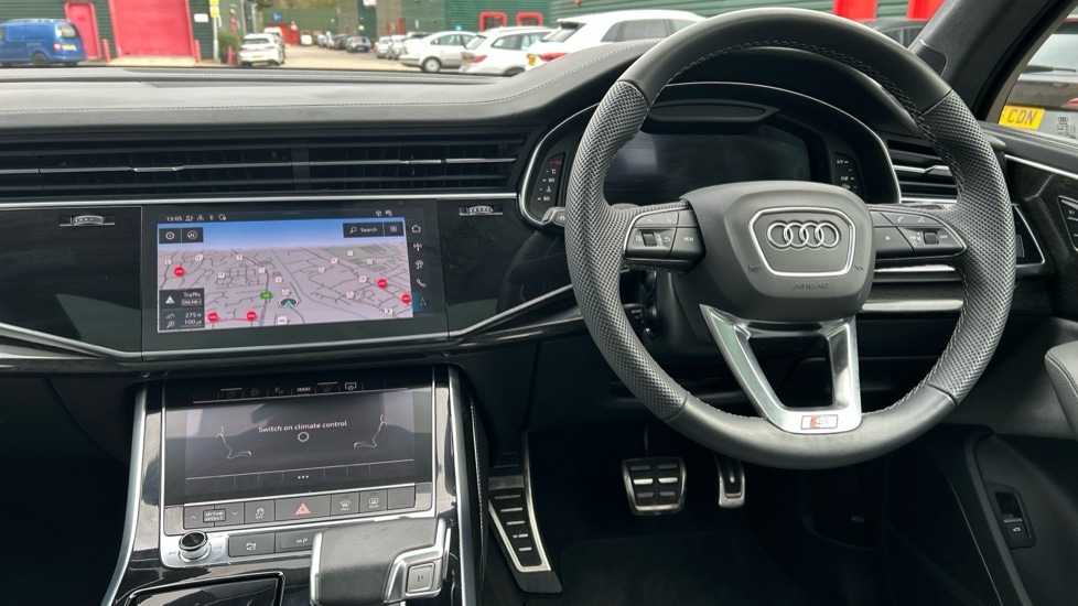 Used Audi Q7 2024 for sale - 77060695: Photo 13