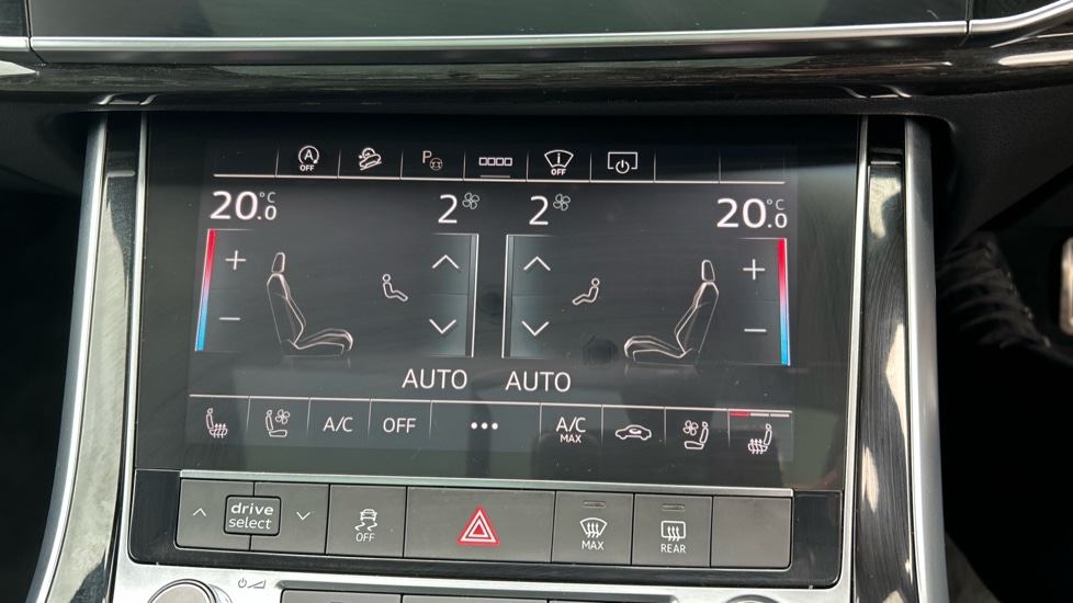 Used Audi Q7 2024 for sale - 77060695: Photo 16