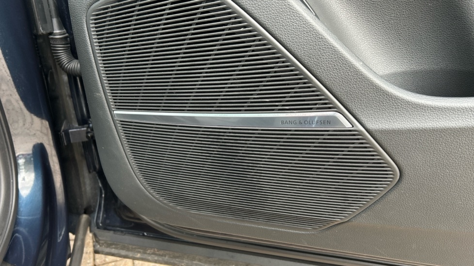 Used Audi Q7 2024 for sale - 77060695: Photo 32