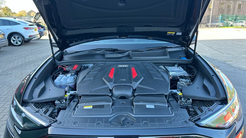 Used Audi Q8 2025 for sale - 76872977: Photo 20