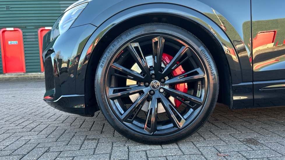 Used Audi Q8 2025 for sale - 76872977: Photo 21