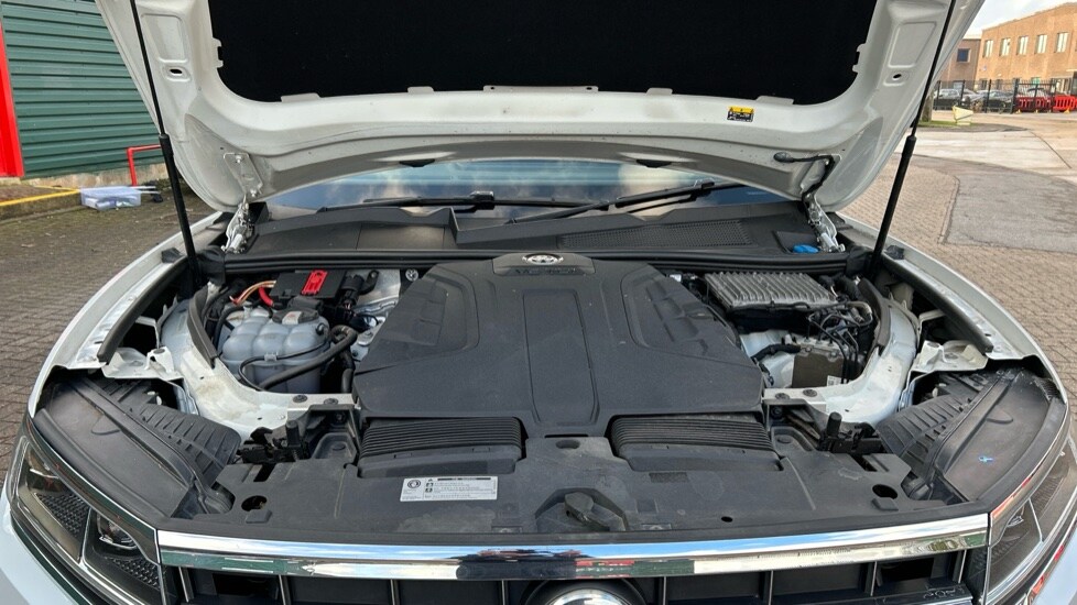 Used Volkswagen Touareg 2019 for sale - 77067916: Photo 16