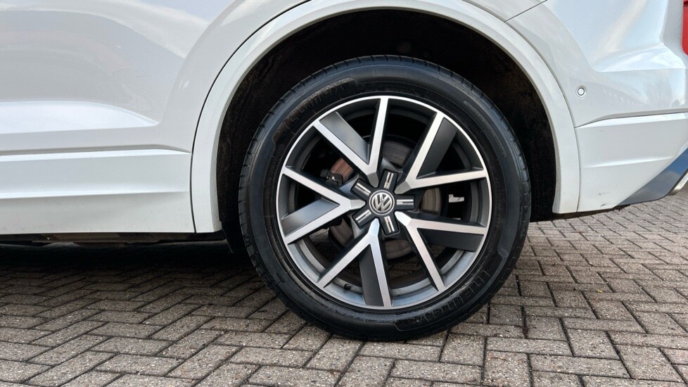 Used Volkswagen Touareg 2019 for sale - 77067916: Photo 19