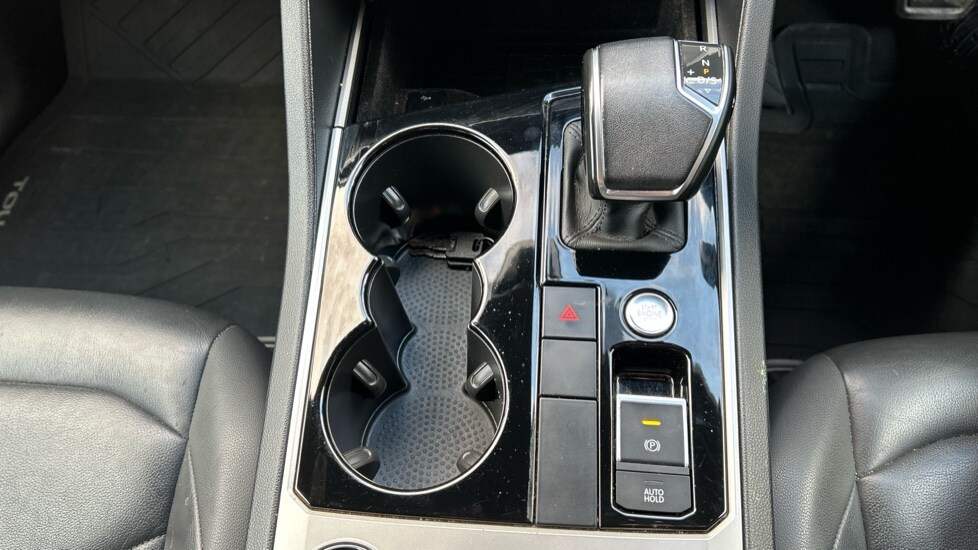 Used Volkswagen Touareg 2019 for sale - 77067916: Photo 29