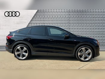 Used Audi Q4 e-tron 2024 for sale - 75625217: Photo