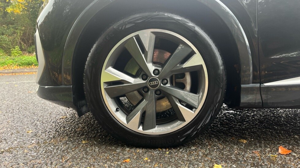 Used Audi Q4 e-tron 2023 for sale - 76434757: Photo 17