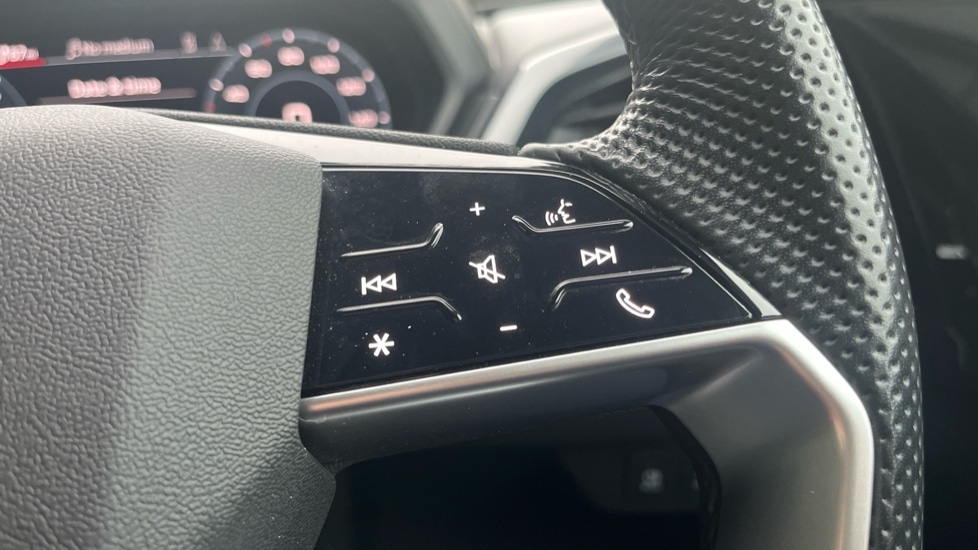 Used Audi Q4 e-tron 2023 for sale - 76434757: Photo 21