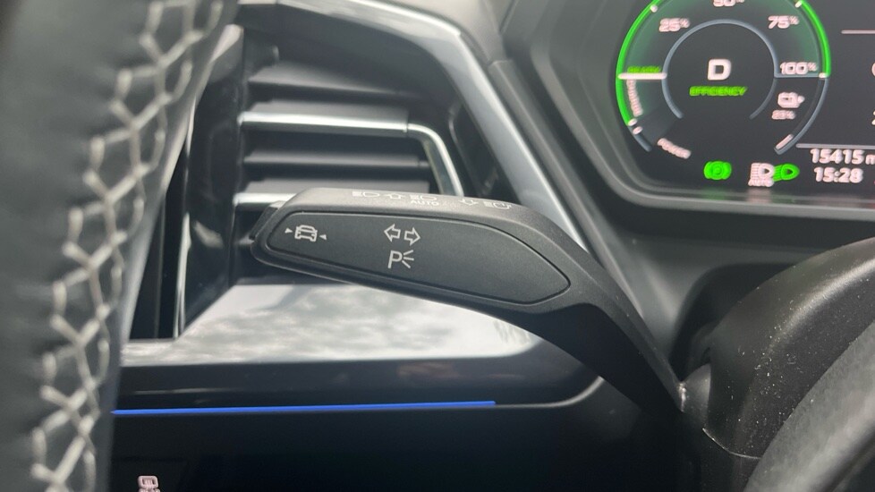 Used Audi Q4 e-tron 2023 for sale - 76434757: Photo 24