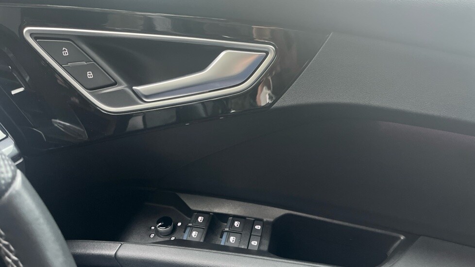 Used Audi Q4 e-tron 2023 for sale - 76434757: Photo 29